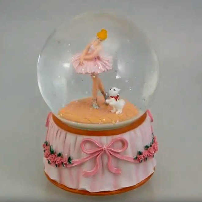 Sneeuwbol Ballerina met hondje