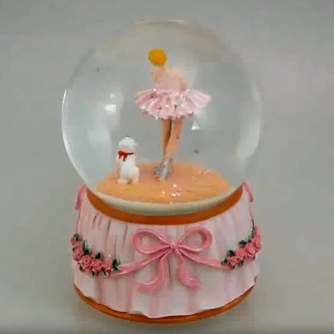 Sneeuwbol Ballerina met hondje
