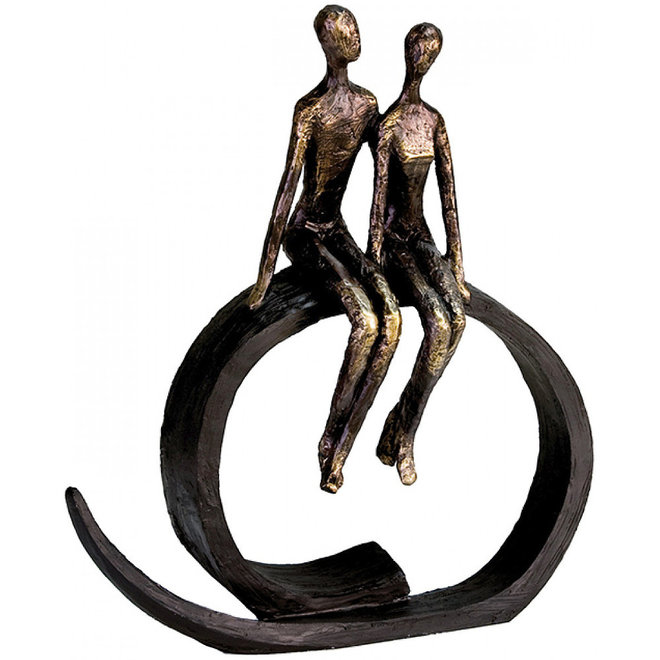 Figuur 'Close', polyresin, antique bronze finish, H35cm