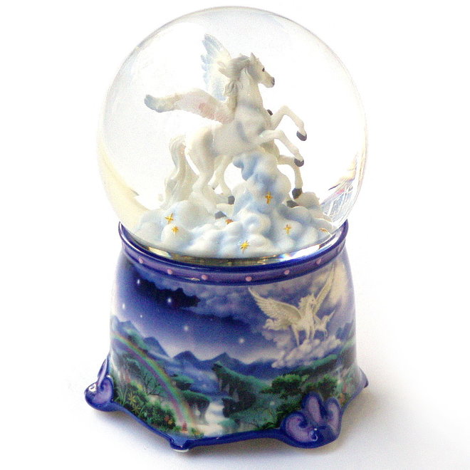 Sneeuwbol Pegasus met veulen