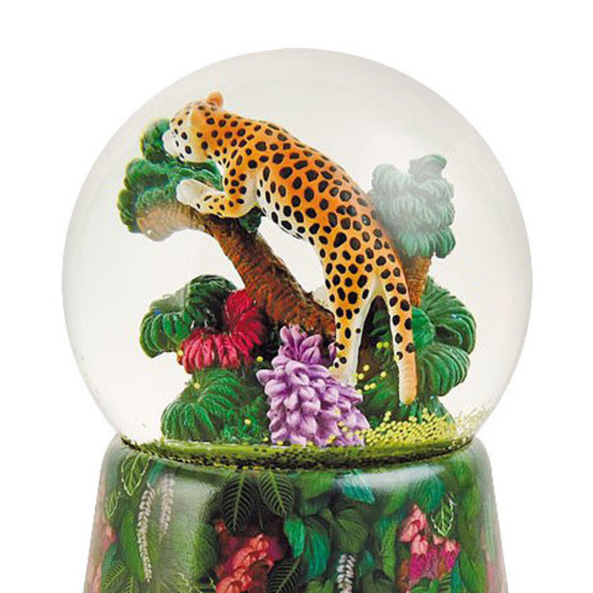 Sneeuwbol Jungle, Jachtluipaard