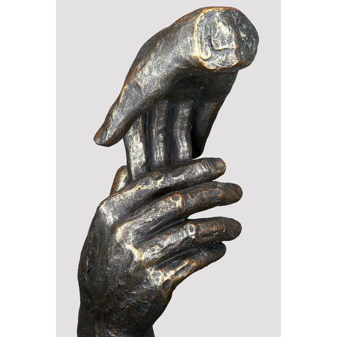 Figuur 'Two Hands', polyresin, antique bronze finish, H20cm