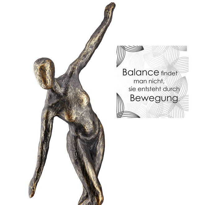 Figuur 'The World in Balance' woman