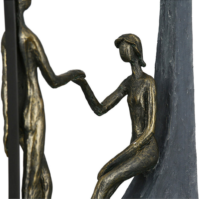 Figuur 'Holding Hands' 30 cm hoog