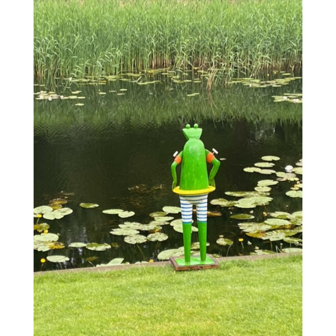 Grote Metalen Kikker met zwemband gele eend, in- & outdoor, H125cm