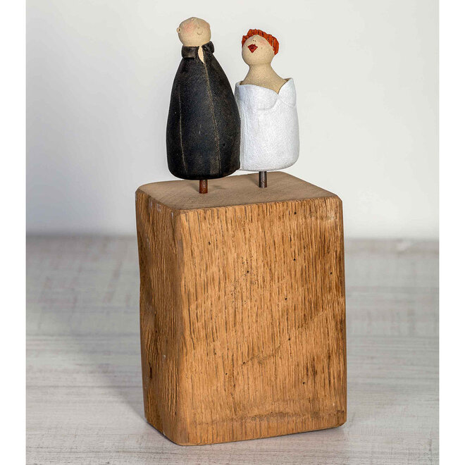 Verliefd, verloofd, getrouwd, Keramiek H32cm