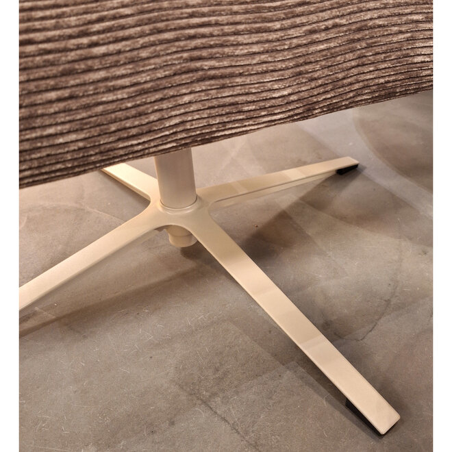 Fauteuil Bresha Bruin Rib