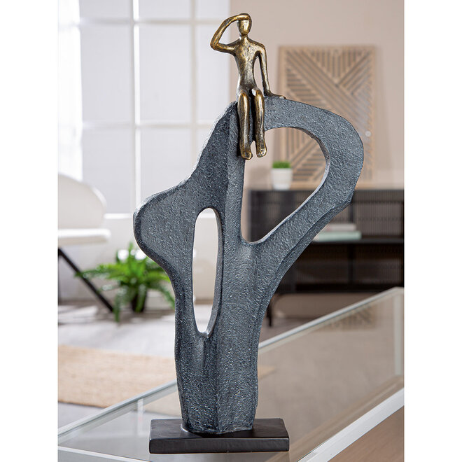 Figuur 'A glance into the Distance', polyresin, antique bronze finish, H47cm