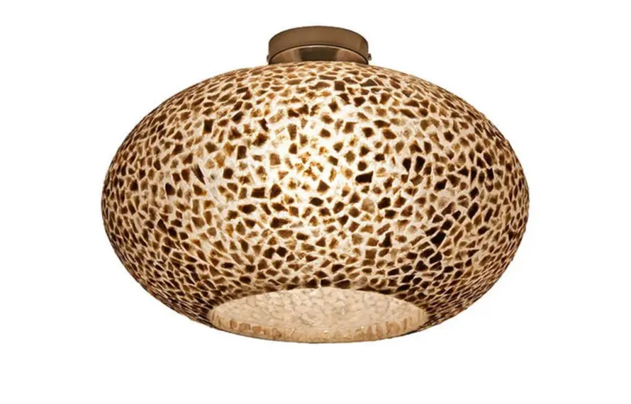 Hoe combineer je een schelpen hanglamp in je interieur?