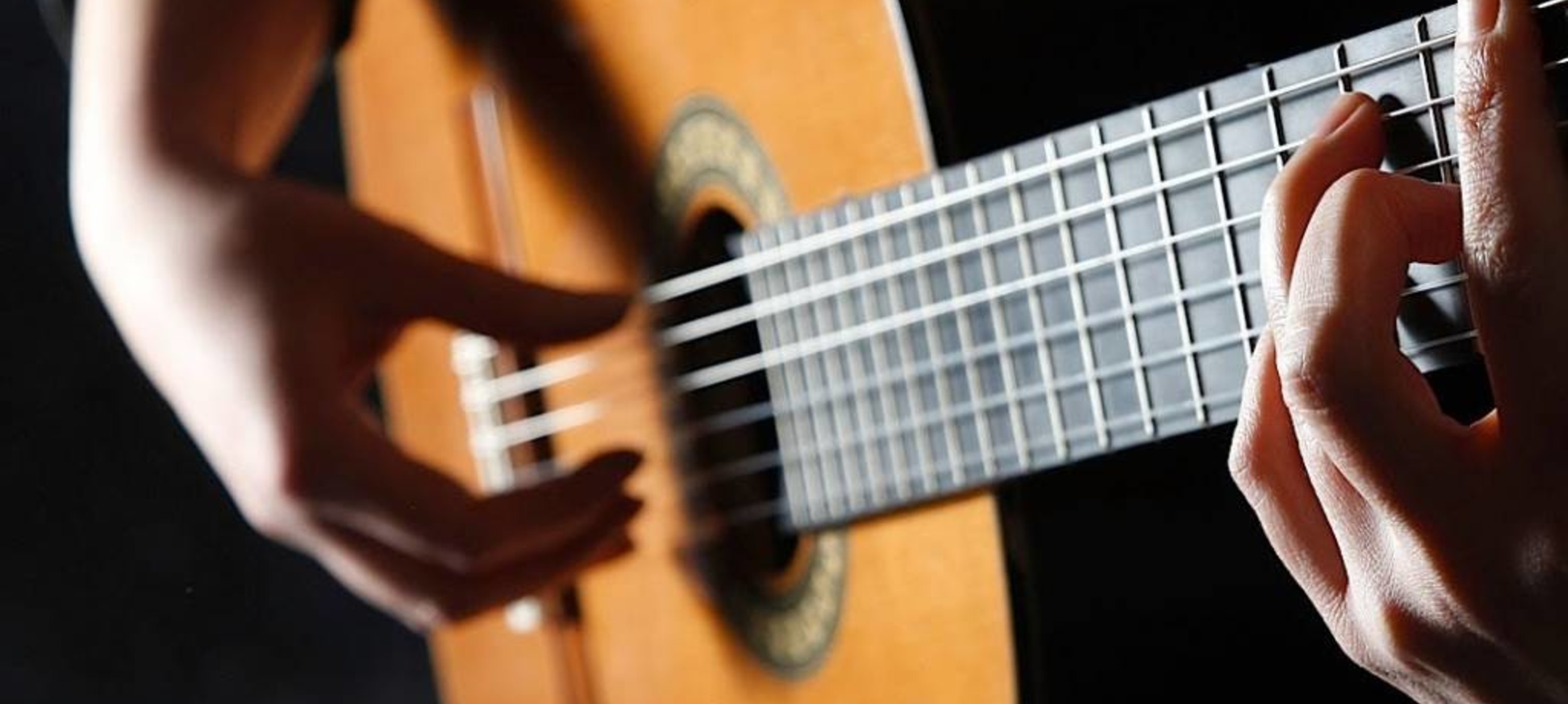 5 tussen Flamenco en Klassieke gitaren - The Fellowship of Acoustics