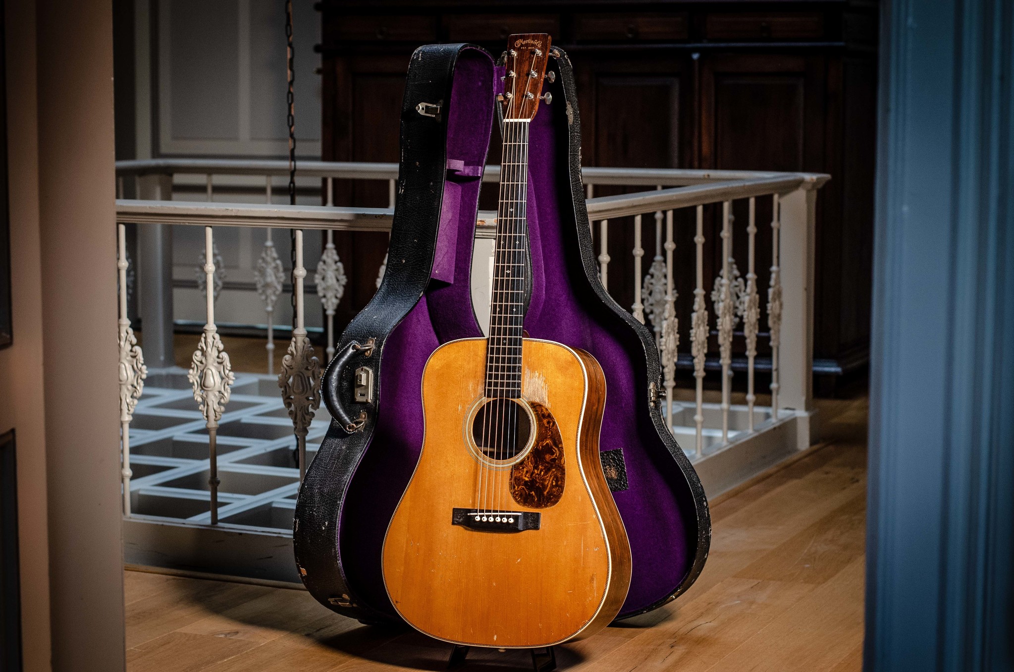 Buying Vintage Guitars, 5 Tips & Tricks!