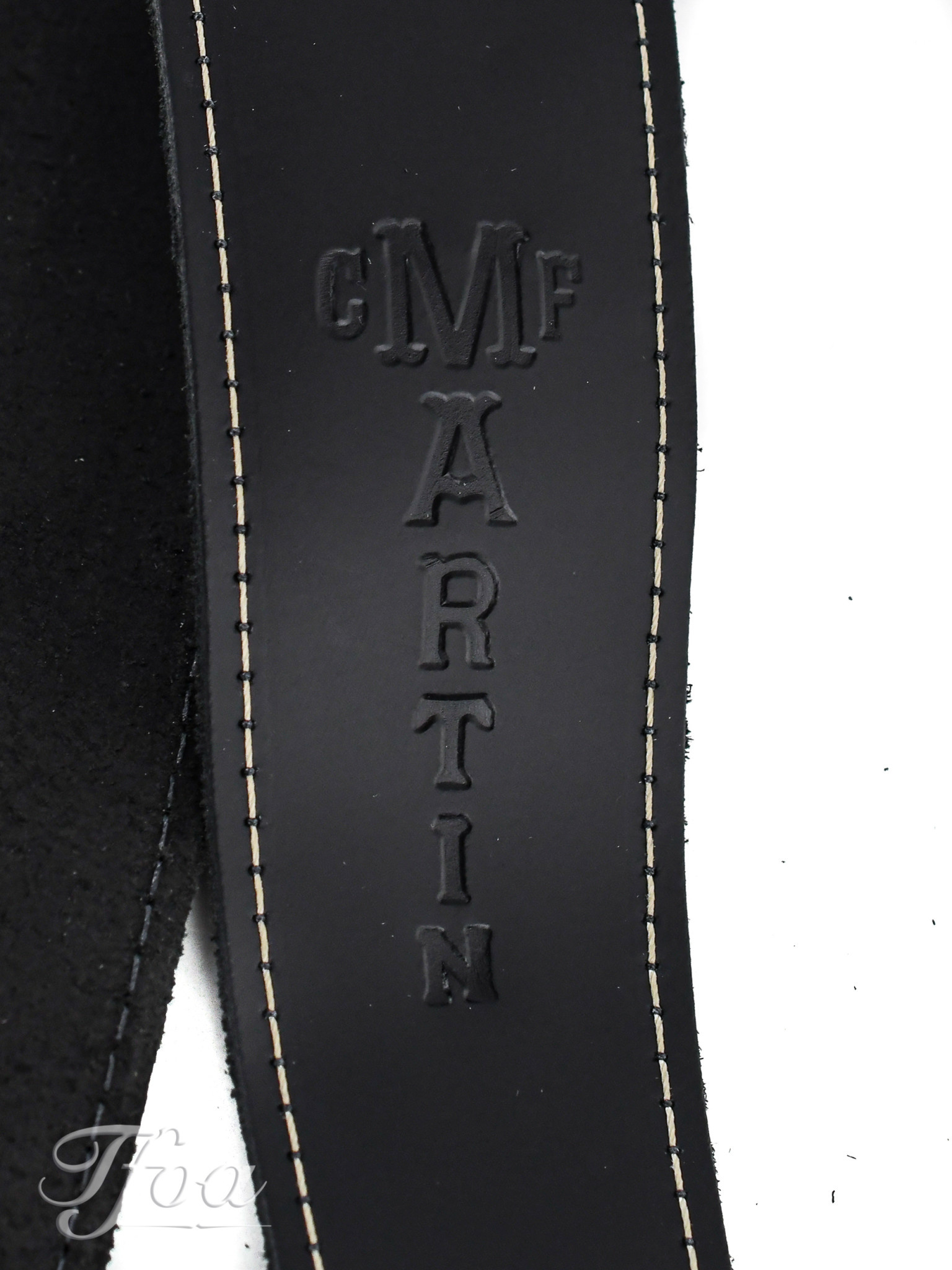 Martin Leather Strap Standard Black - The Fellowship of Acoustics