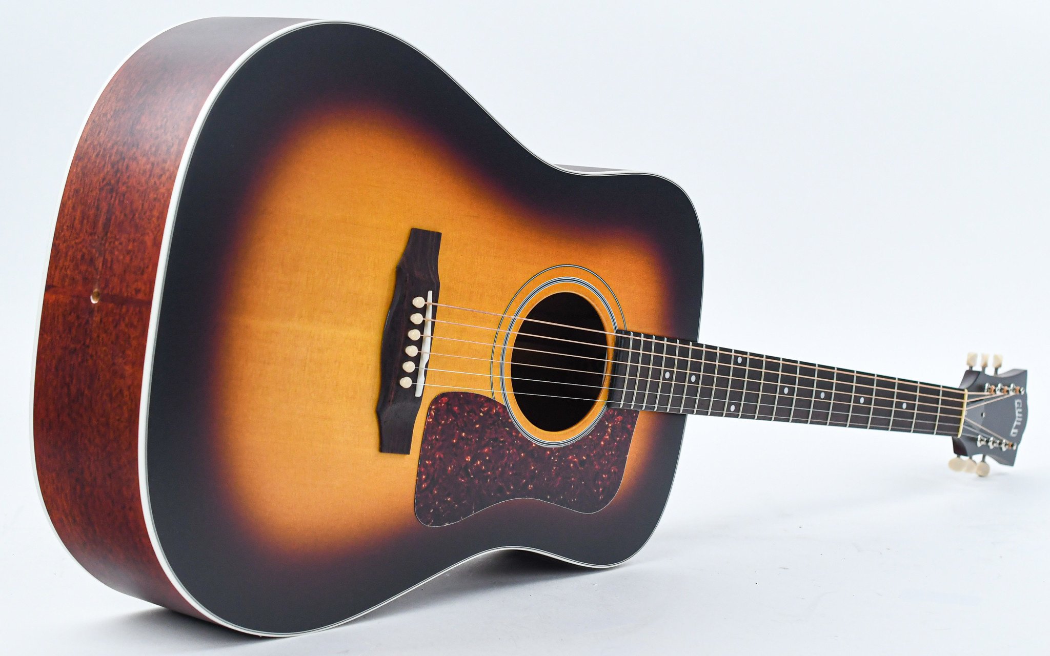 guild d40 sunburst