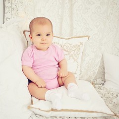 Kurzarm Baby-Body für den Sommer und einfach nur für die warme Stube