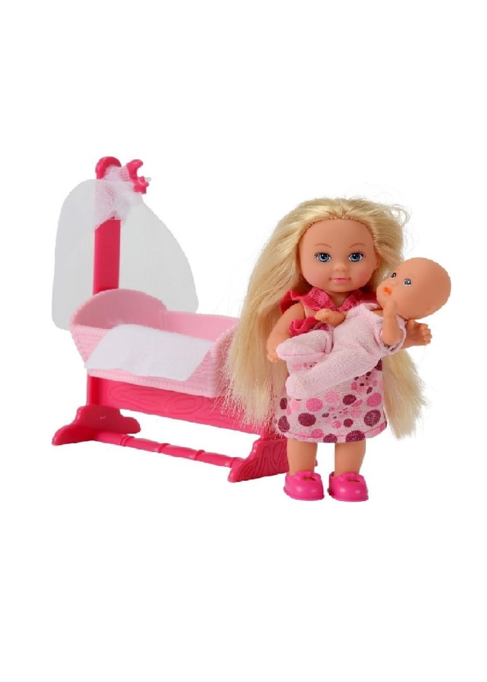 Evi met wiegje en baby