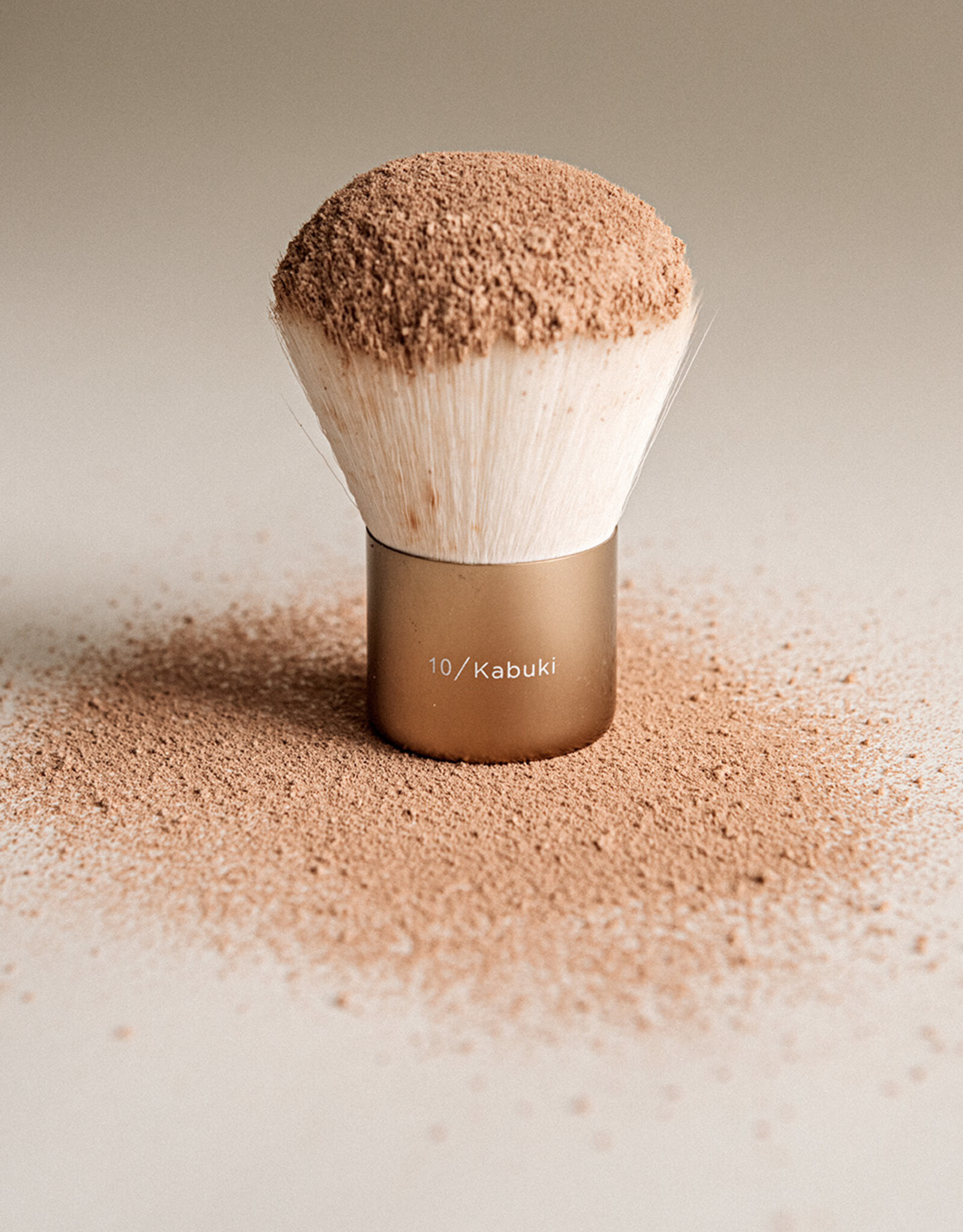 i.am.klean Loose Mineral Foundation-neutral 3