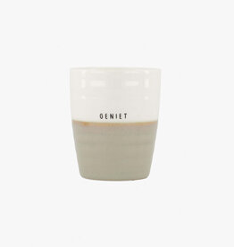 Zusss Koffiemok ‘Geniet’-wit/zand