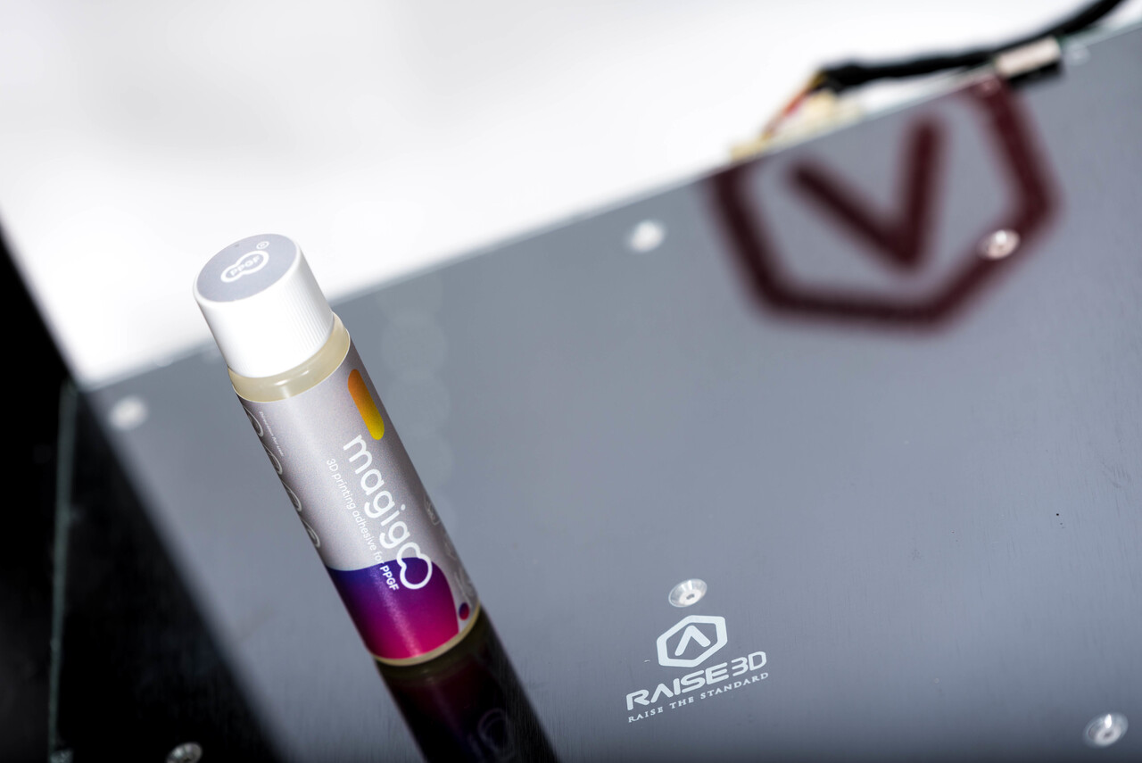 Magigoo Magigoo Lijmstift voor PPGF (polypropyleen met glass fiber) filamenten Magigoo Magigoo Lijmstift voor PPGF (polypropyleen met glass fiber) filamenten