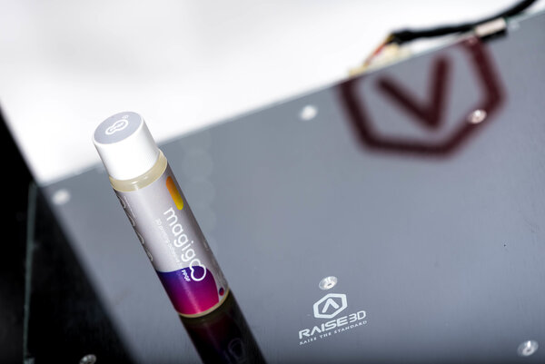 Magigoo Magigoo Lijmstift voor PPGF (polypropyleen met glass fiber) filamenten Magigoo Magigoo Lijmstift voor PPGF (polypropyleen met glass fiber) filamenten