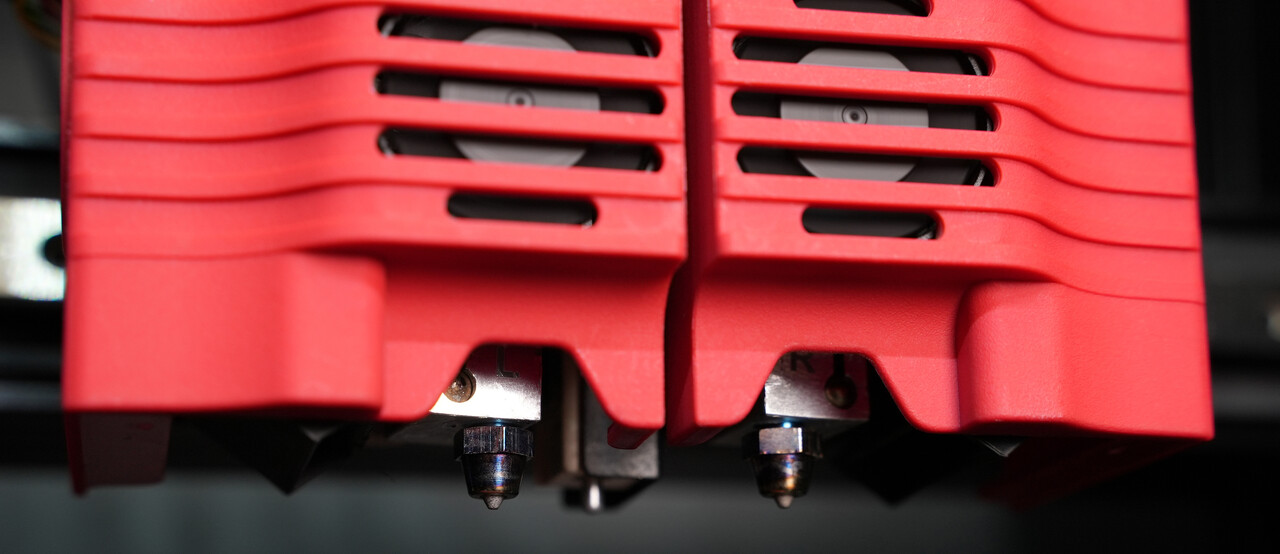 Raise3D De nieuwe Raise3D E2CF IDEX carbon fibre 3D printer