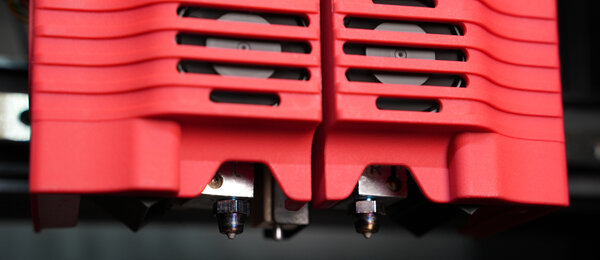 Raise3D De nieuwe Raise3D E2CF IDEX carbon fibre 3D printer