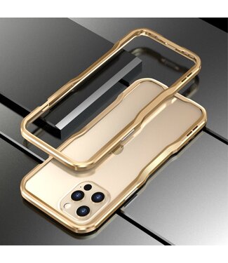 Luphie Goud Metaal Hardcase Hoesje iPhone 12 (Pro)