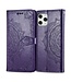 Paars Mandala Bloem Bookcase Hoesje voor de iPhone 12 (Pro)