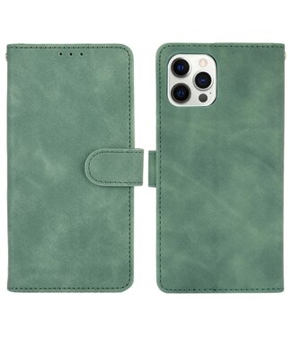 Groen Skin Touch Bookcase Hoesje iPhone 13 Pro