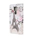 Eiffel Tower Bookcase Hoesje voor de Motorola Moto G9 Play