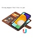 Bruin Bookcase Hoesje voor de Samsung Galaxy A13 (5G) / A04s