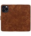 SoFetch Bruin Mandala Bookcase Hoesje met Polsbandje voor de iPhone 15 Plus