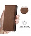 SoFetch Bruin Mat Booktype Hoesje voor de iPhone 15 Plus