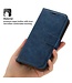 SoFetch Blauw Pasjeshouder Glad Bookcase Hoesje voor de iPhone 15 Pro Max