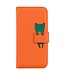 SoFetch Oranje Kikker Bookcase Hoesje met Polsbandje voor de Xiaomi 13