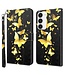 SoFetch  Gouden Vlinders Bookcase Hoesje voor de Samsung Galaxy S24