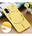 SoFetch SoFetch Yellow Slim Siliconen Hoesje met Polsbandje voor de Nothing Phone (2)