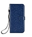SoFetch SoFetch Dark Blauw Stippen Bookcase Hoesje met Polsbandje voor de Nothing Phone (2)