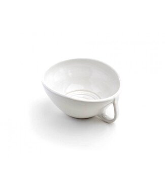 Schwarzweisskeramik Handgemaakte witte scheerkom met handvat