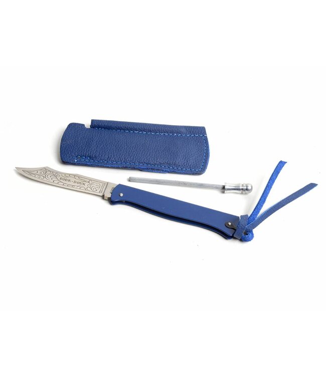 M.C.Cognet Douk-Douk groot rvs met etui en wetstaal