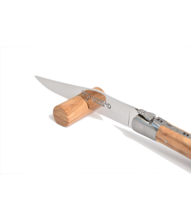 Laguiole en Aubrac steuntjes in olijfhout voor steakmessen