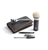 De Messenwinkel reisscheerset in etui bruin kalfsleder - Gillette® Fusion5™ - silvertip fibre