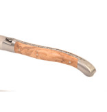 Laguiole en Aubrac 12 cm Olivier - platines guillochées - mat