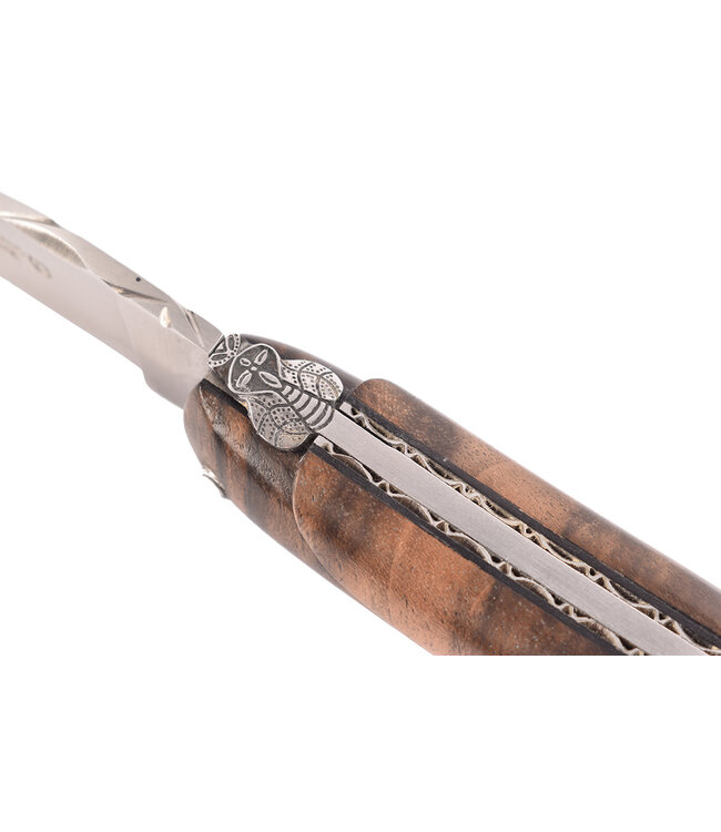 Laguiole en Aubrac 12 cm wortelhout van walnoot - 'frelon' bij - plein manche - mat