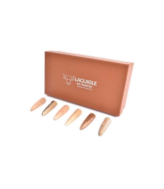 Laguiole en Aubrac steuntjes in blonde punthoorn voor steakmessen