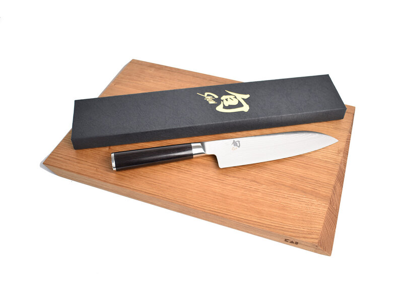 Kai Eindejaarsaanbieding Kai Shun santoku 18cm + gratis houten snijplank