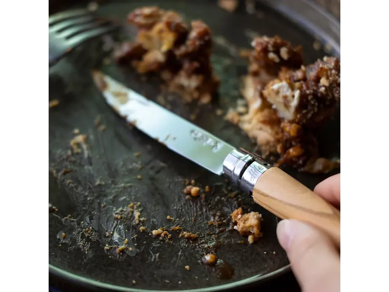 Opinel N°10 effilé met heft in olijfhout