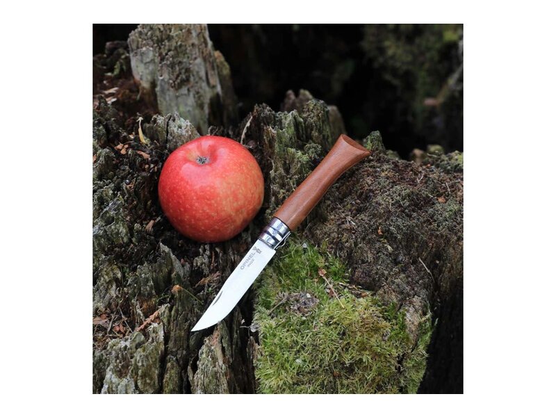 Opinel N°08 met heft in walnoot