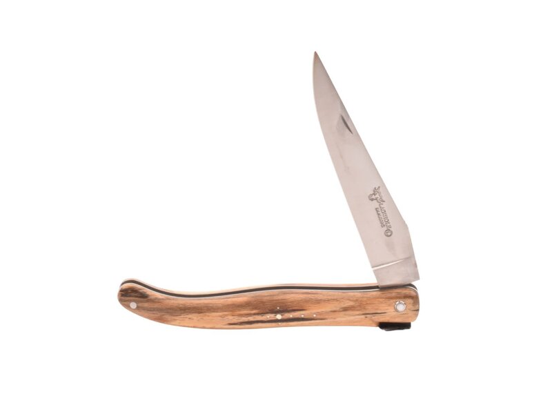 Laguiole en Aubrac Belle pièce 2024/10 - 12cm bois d'aubrac - platines guillochées - plein manche