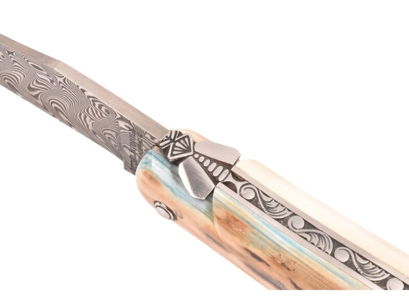 Laguiole en Aubrac Belle pièce 2024/9 - 12cm croute d'ivoire - damast