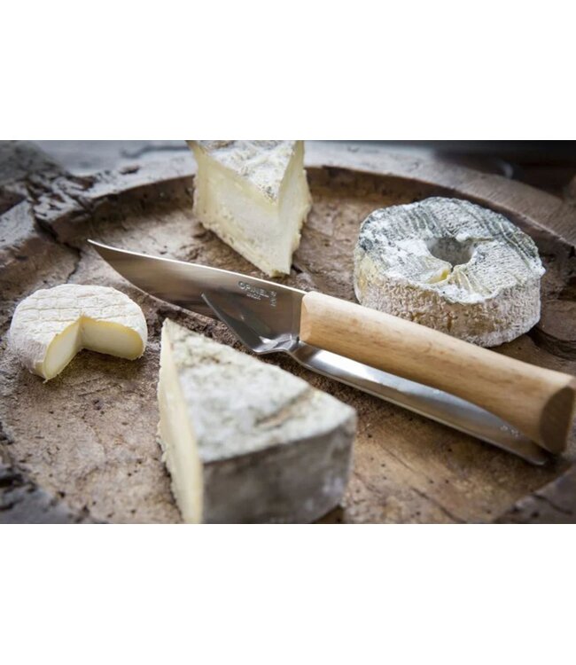 Opinel kaasset met kaasmes in olijfhout en kaasvork in rvs